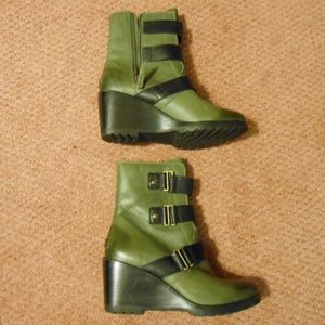 boots, wedge, limited wear, like new